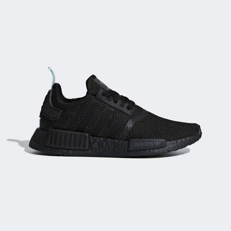 Black mint sale nmd